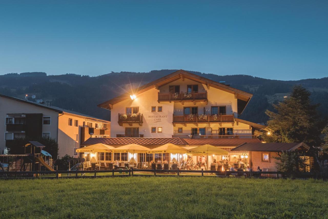 Hotel Loipenstubn Brixen im Thale Exterior foto