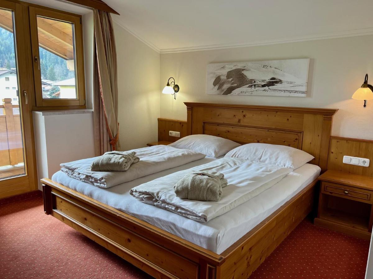 Hotel Loipenstubn Brixen im Thale Exterior foto